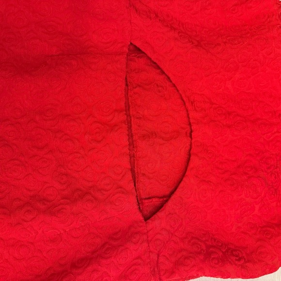 C. Luce Vibrant Red Textured Mini Dress Cut-Out back - Picture 6 of 9